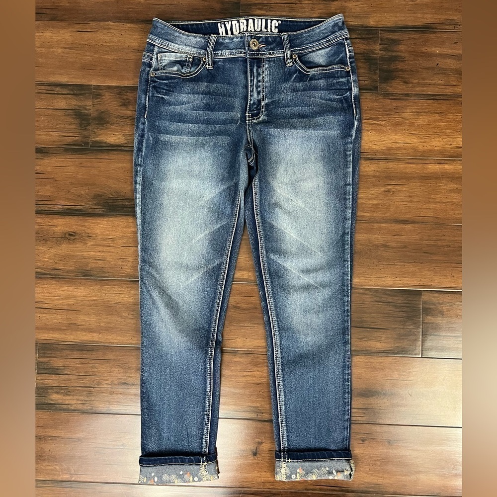 Hydraulic Floral Cuff Cropped Jeans Embroidered Pocket Stretch Denim - Size 6 - Picture 2 of 11